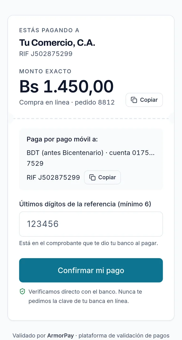 La página de pago de ArmorPay en un teléfono: el monto exacto en bolívares, los datos del comercio y el botón de confirmar el pago